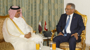 وزير العدل يلتقي سفير قطر بتونس