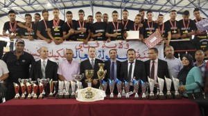 وزير الشباب والرياضة يُكرم البطل العالمي في الكيك بوكسينغ التونسي "وائل الغريبي"