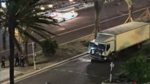 فرنسا: هجوم بشاحنة في مدينة نيس يُخلف 77 قتيلا 