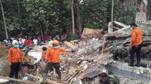 إندونيسيا: مقتل 52 شخصا في زلزال شمال البلاد