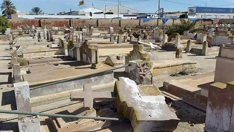 سفارة فرنسا بتونس تستنكر تخريب مقبرة للمسيحيين في صفاقس