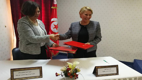 اتفاقية شراكة بين رابطة المرأة الأمنية ووزارة المرأة