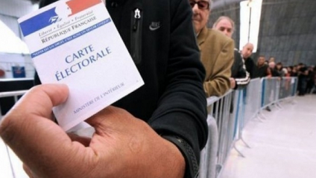 بمراكز الاقتراع في تونس: ماكرون يكتسح أصوات الناخبين