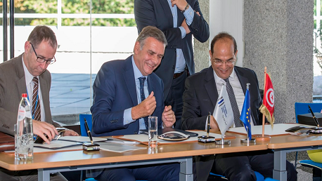 إمضاء إتفاقية تعاون وشراكة بين الهيئة الوطنية لمكافحة الفساد و البنك الأوروبي للإستثمار