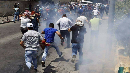 المواجهات المندلعة بين شبان وقوات الاحتلال في واد الجوز بالقدس المحتلة.