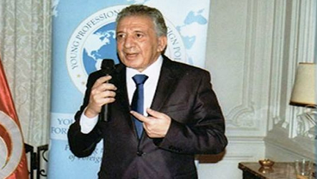 السفير التونسي لدى الاتحاد الأوروبي "طاهر شريف"