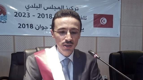 جربة ميدون: رضا بن يونس يتخلى بصفة رسمية عن رئاسة المجلس البلدي