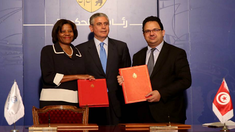 التوقيع على اتفاقيات تعاون بين تونس و البنك الدولي