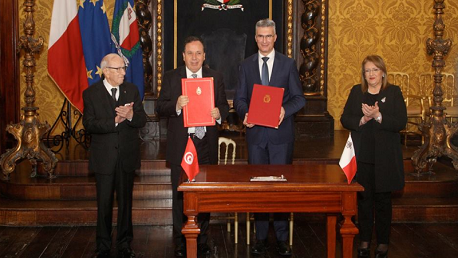 بإشراف السبسي: توقيع اتفاقية و3 برامج تعاون بين تونس ومالطا