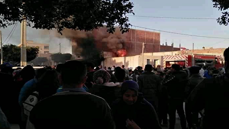 المكناسي: إصابة 24 شخصا في حريق بمحل لبيع البنزين المهرّب