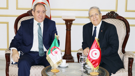 وزير الخارجية الجزائري صبري بوقادوم  في زيارة إلى تونس