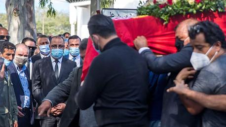 رئيس الحكومة يقدم واجب العزاء في وفاة النقابي بوعلي المباركي