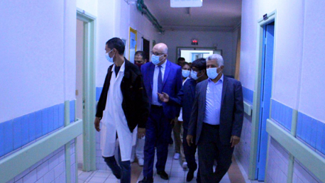 وزير الصحة في زيارة غير معلنة للمستشفى الجهوي بزغوان