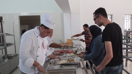 المطاعم الجامعية تُواصل عملها بالتوقيت العادي خلال رمضان 