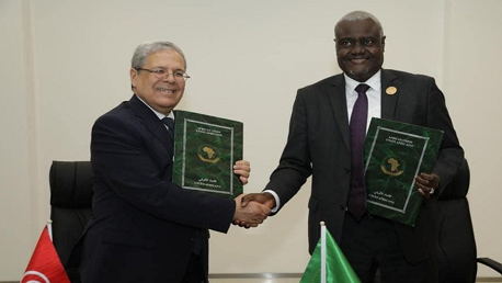 التوقيع على اتفاقية احتضان تونس لمقر "مركز التميز الإفريقي للأسواق الشاملة " AIMEC 