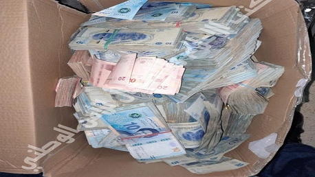 قرطاج: ايقاف شخص من أجل تدليس بطاقات بنكية وإقامات أجنبية وحجز 126 ألف دينار