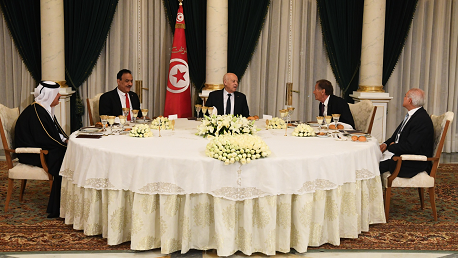 رئيس الدولة يُشرف على مأدبة إفطار بقصر قرطاج