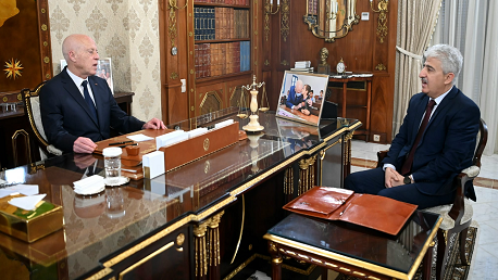 سعيد ووزير الدفاع 
