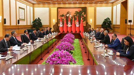بيان مشترك بين الجمهورية التونسية وجمهورية الصين الشعبية بشأن اقامة علاقة استراتيجية بين البلدين