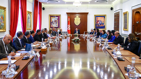 مجلس الوزراء يتداول مشروع قانون لتمويل الميزانية ومشروع أمر يتعلق بامتيازات جبائية للتونسيين بالخارج