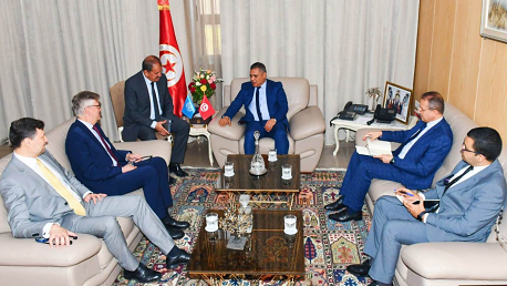 وزير الداخلية يلتقي وكيل الأمين العام للأمم المتحدة المكلف بمهمات السلام الأممية
