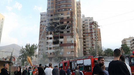 بعد وفاة ما لا يقل عن 20 من كبار القادة الإيرانيين: تعيينات جديدة في القيادات العسكرية