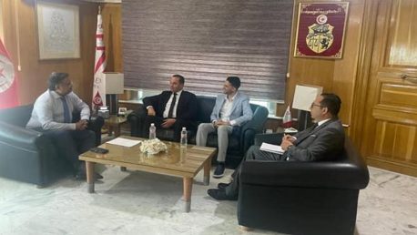 دعم التعاون التجاري بين تونس وليبيا محور لقاء ر.م.ع مركز النهوض بالصّادرات ورئيس لجنة غرفة التجارة والصناعة-زليتن