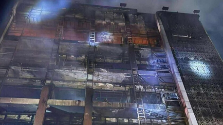 العراق: وفاة 61 شخصا على الأقل في حريق بمركز تجاري والحداد 3 أيام