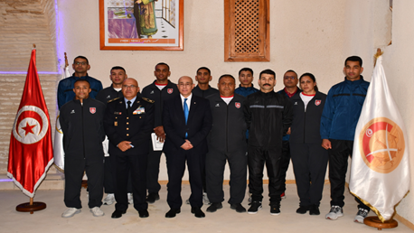 وزير الدفاع الوطني يؤدّي زيارة إلى إدارة التربية البدنية والرياضة العسكرية