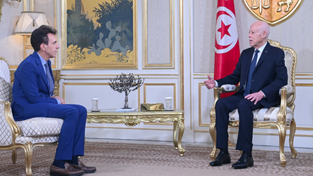 سعيد و Giuseppe Perrone