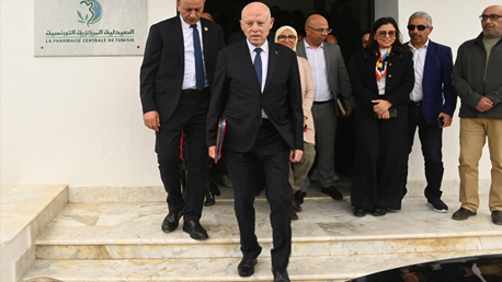 رئيس الدولة يُسدي تعليماته بالتّأمين الفوري للاعتمادات المالية اللازمة لفائدة الصّيدلية المركزيّة 