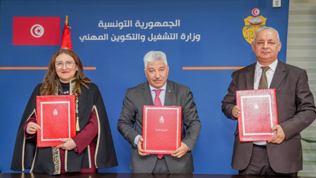 إمضاء اتفاقيات حول خطوط تمويل لبعث المشاريع وإحداث مواطن الشغل