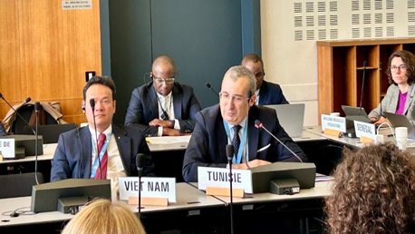 البعثة الدائمة لتونس بجنيف تشارك في اجتماع مجموعة سفراء الدول الأعضاء في المنظمة الدولية للفرنكفونية مع المدير العام لمنظمة الصحة العالمية